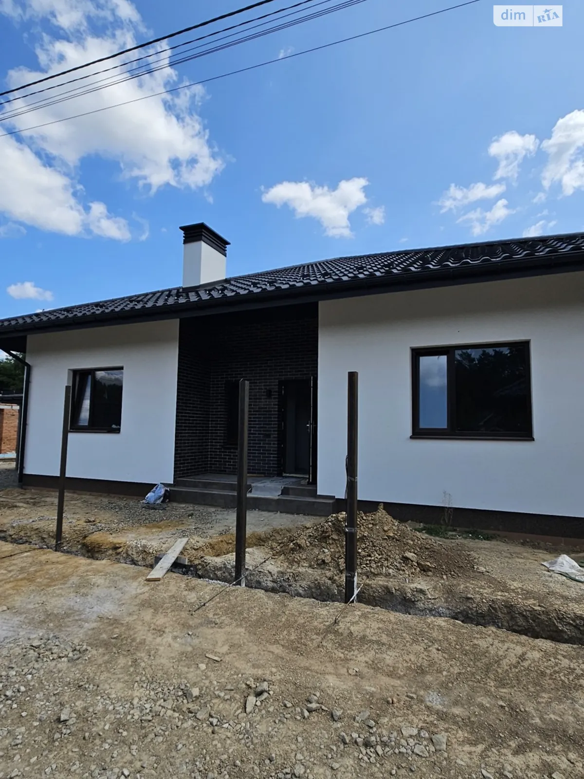 Продается одноэтажный дом 110 кв. м с камином, цена: 260000 $ - фото 1