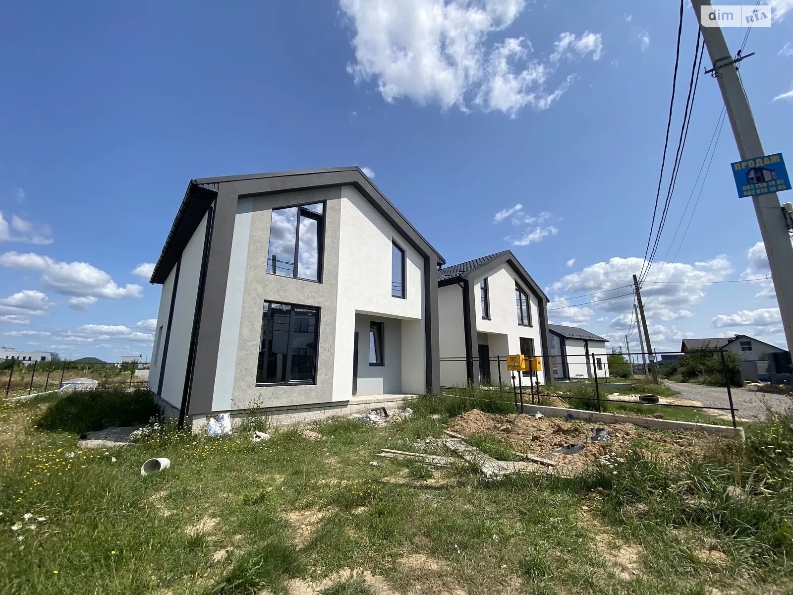 Продается дом на 2 этажа 125 кв. м с камином, цена: 106000 $ - фото 1