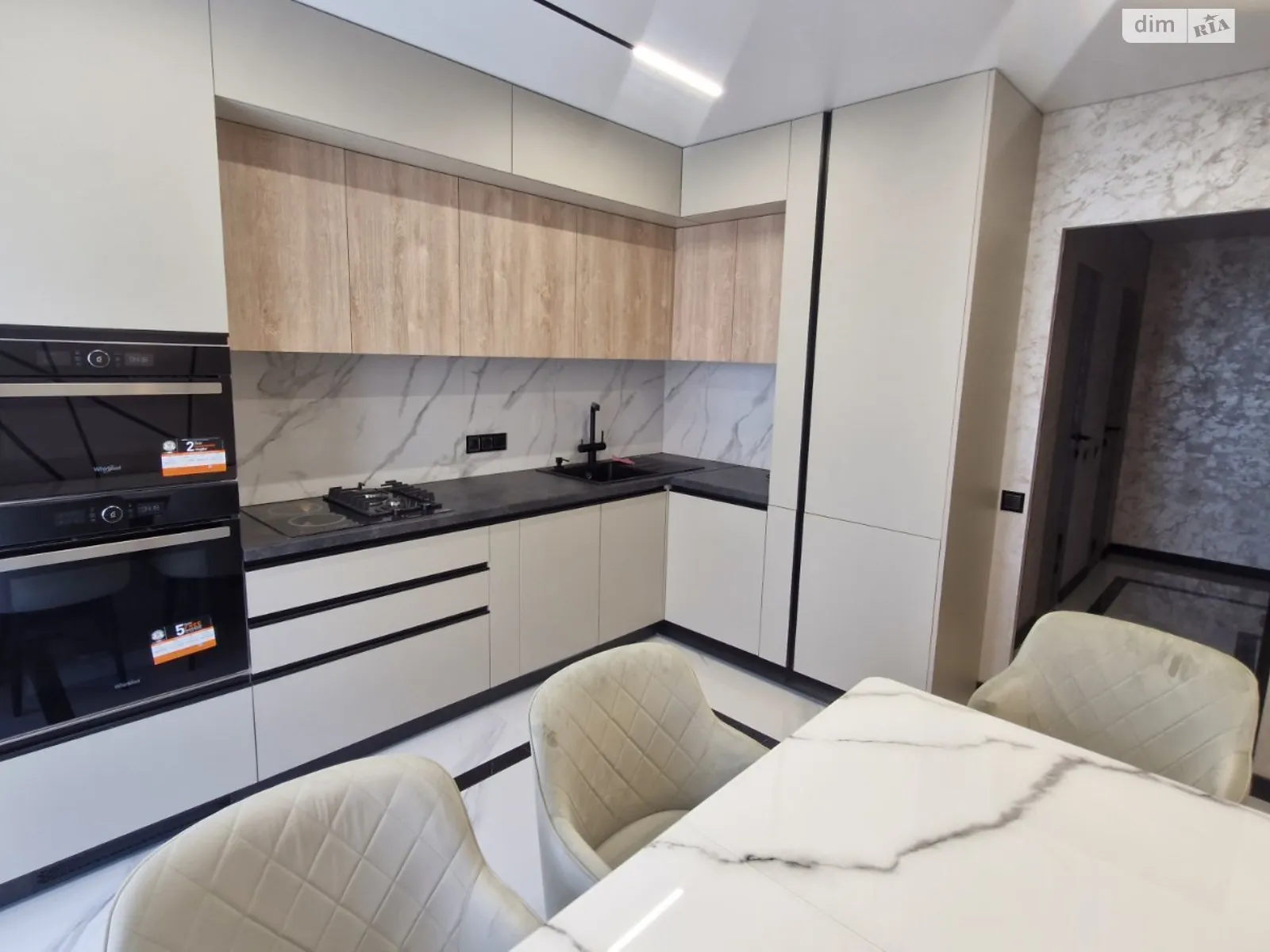 Продається 2-кімнатна квартира 65 кв. м у, цена: 100000 $ - фото 1