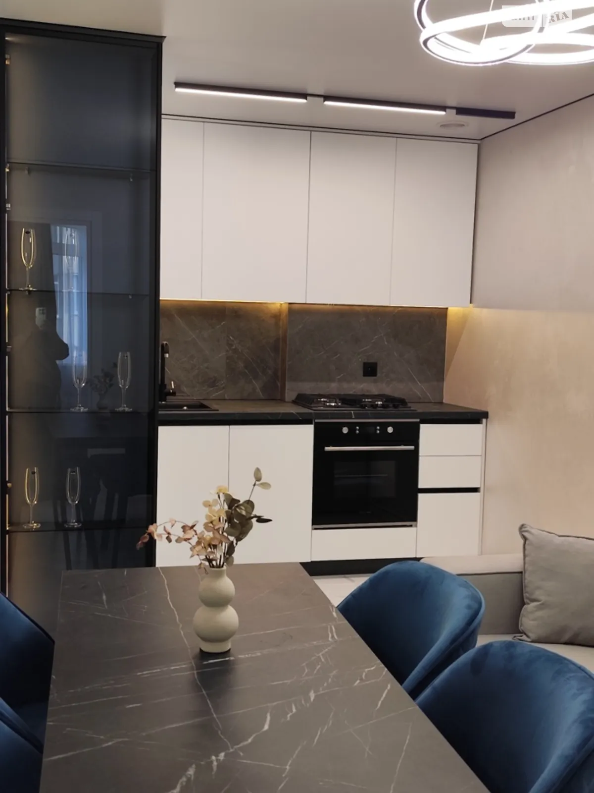 2-комнатная квартира 54 кв. м в Тернополе, ул. Смакулы - фото 1