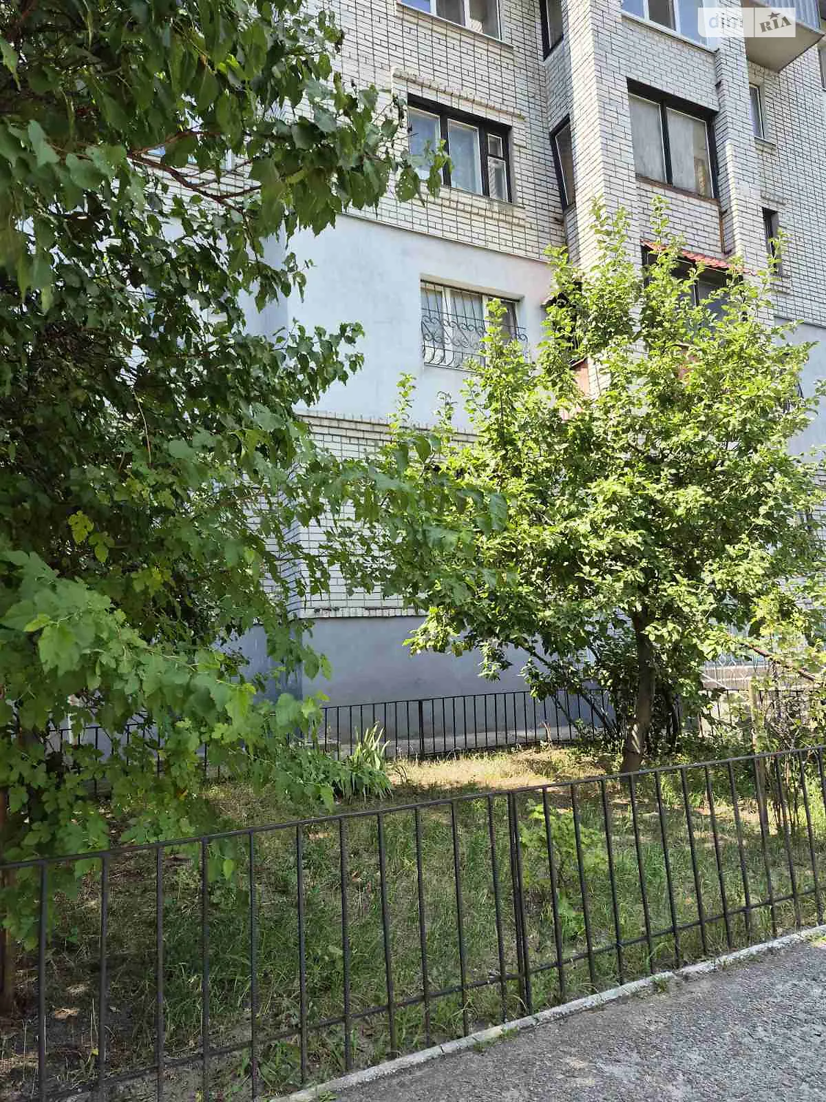 Продается 3-комнатная квартира 62.8 кв. м в Днепре, ул. Юрия Липы(Усенко), 23 - фото 1