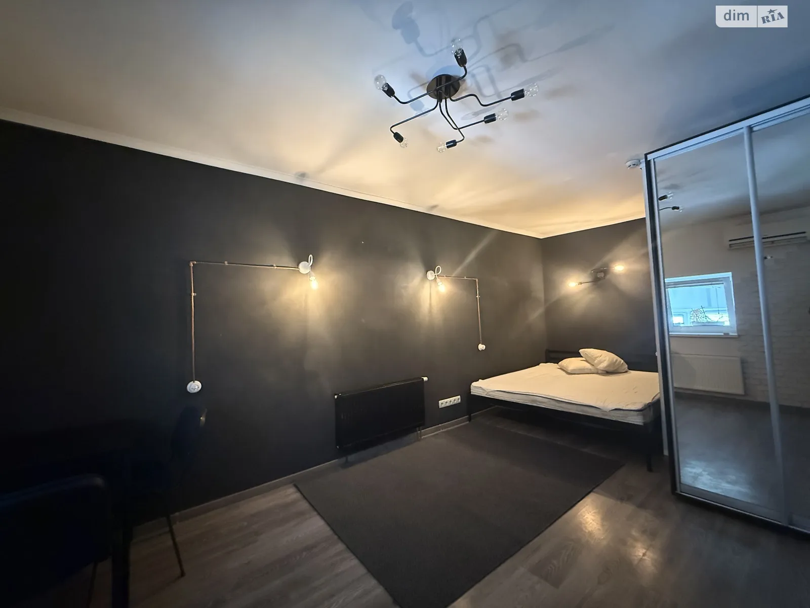 Продается 1-комнатная квартира 38 кв. м в Киеве, ул. Вячеслава Черновола(Косиора), 25 - фото 1