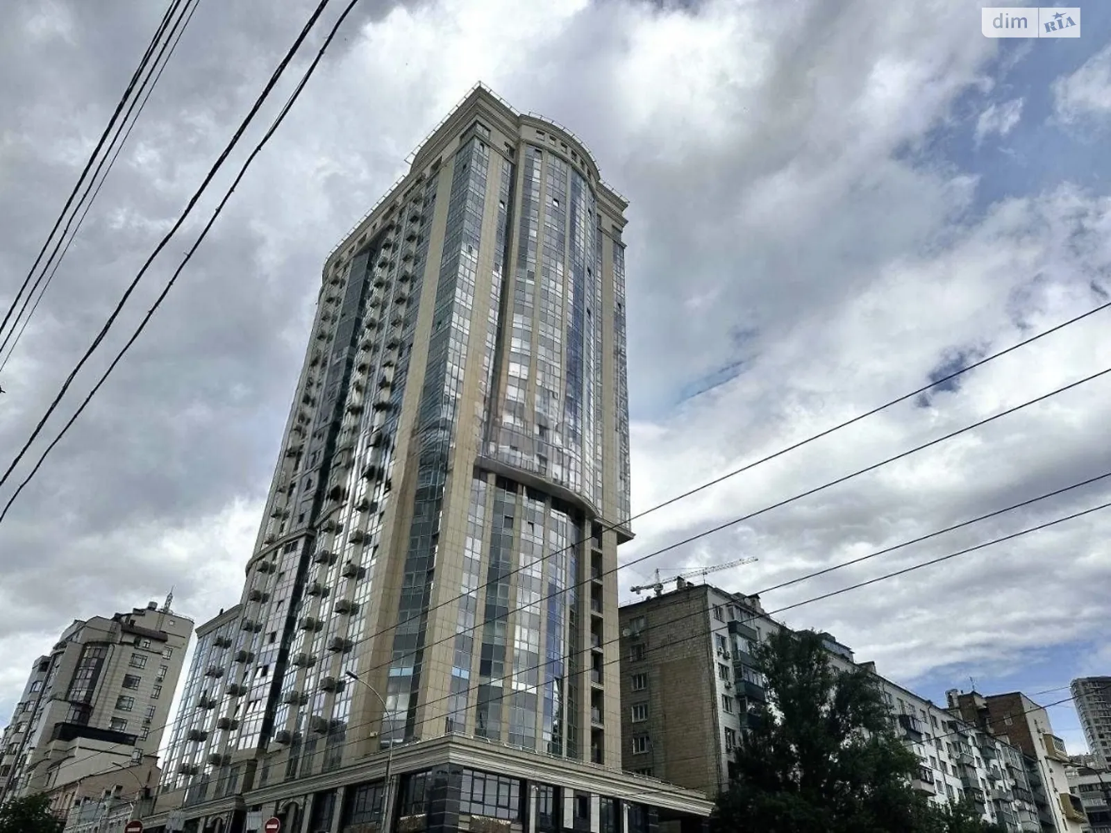 Продается 1-комнатная квартира 65.7 кв. м в Киеве, ул. Антоновича(Горького), 109 - фото 1