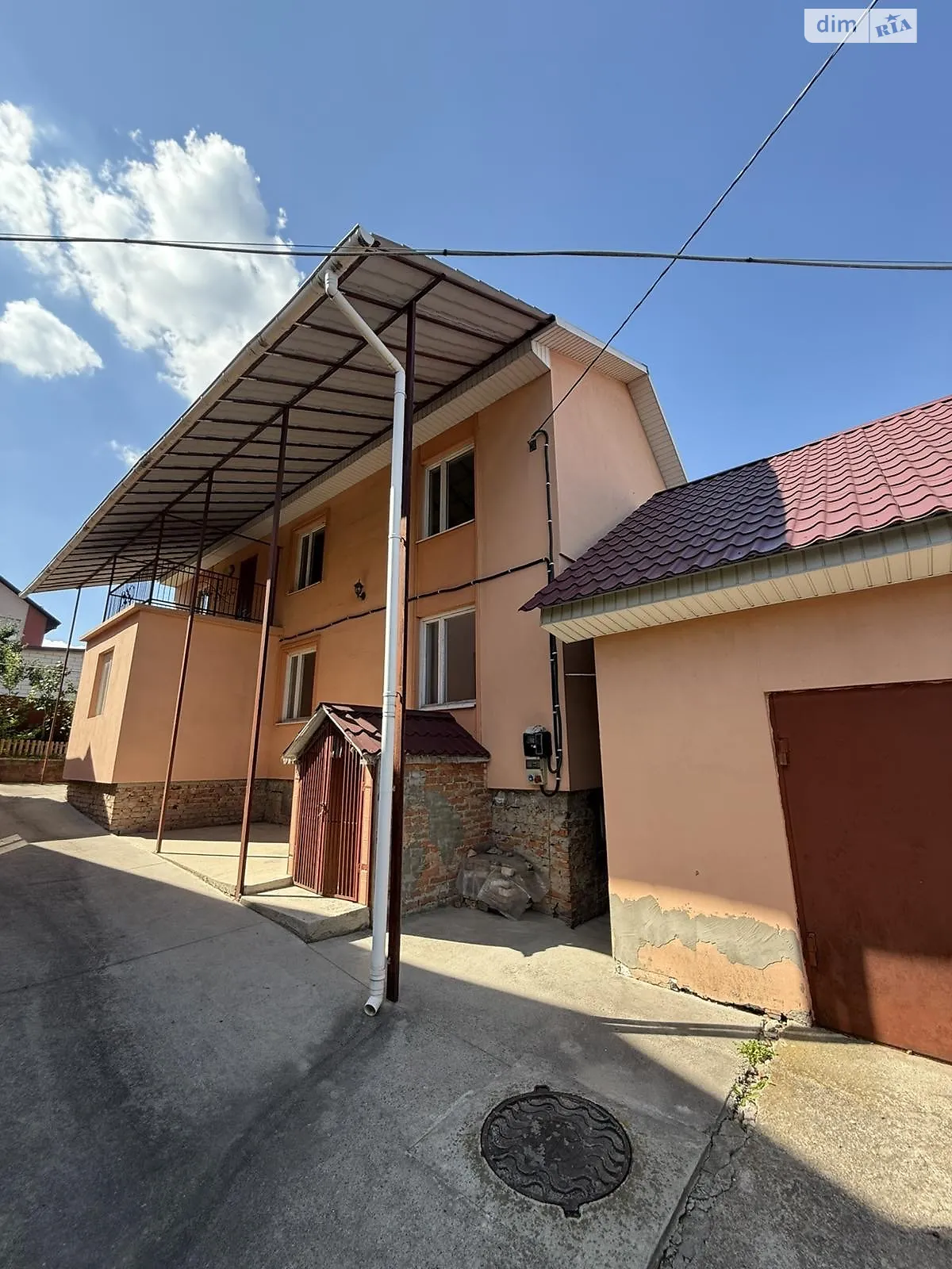 Продается дом на 2 этажа 143 кв. м с террасой, цена: 73000 $ - фото 1