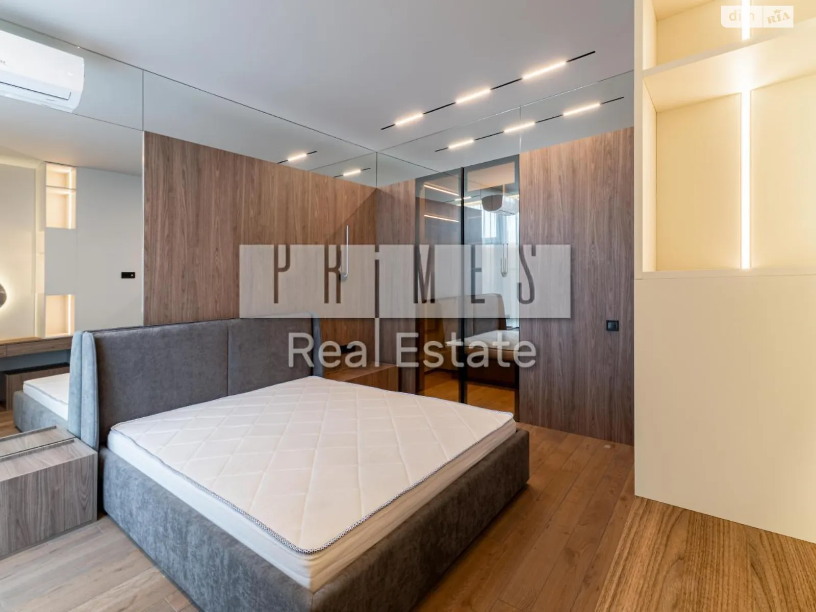 Продается 2-комнатная квартира 46 кв. м в Киеве, ул. Андрея Верхогляда(Драгомирова), 18А - фото 1