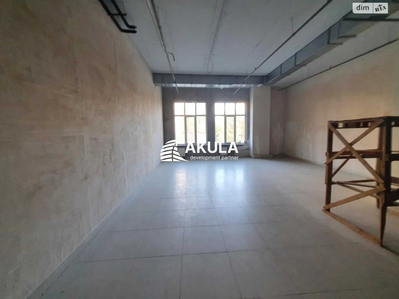 Сдается в аренду офис 458 кв. м в бизнес-центре, цена: 3664 $ - фото 1