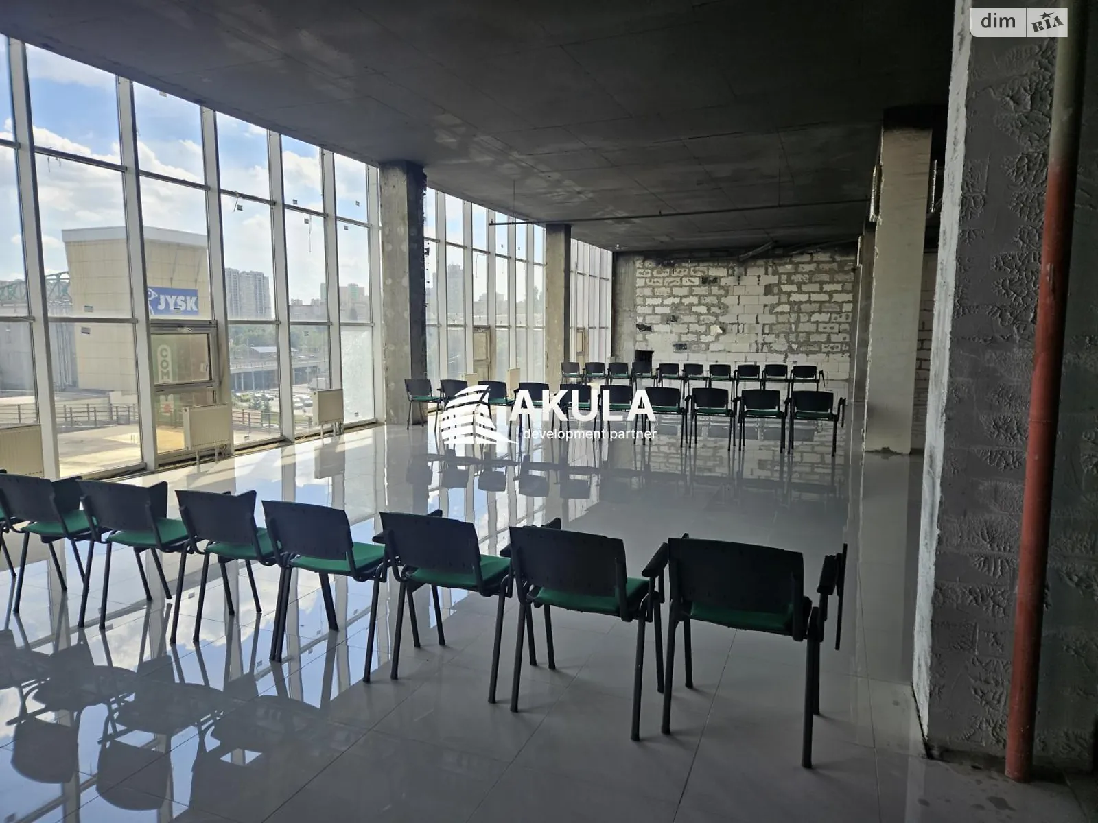 Сдается в аренду офис 1396 кв. м в бизнес-центре, цена: 11168 $ - фото 1