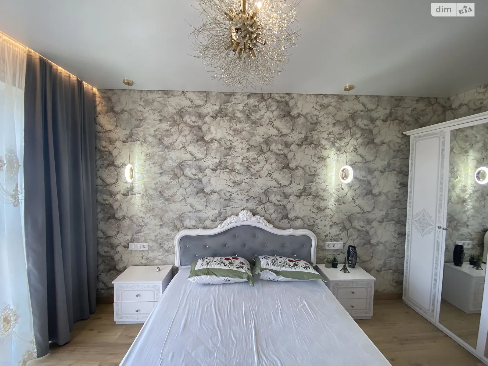 Продается 2-комнатная квартира 68 кв. м в Житомире, ул. Михаила Грушевского, 100 - фото 1