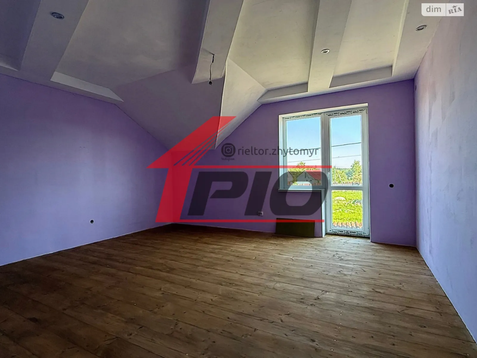 Продается дом на 2 этажа 214 кв. м с террасой, цена: 55000 $ - фото 1