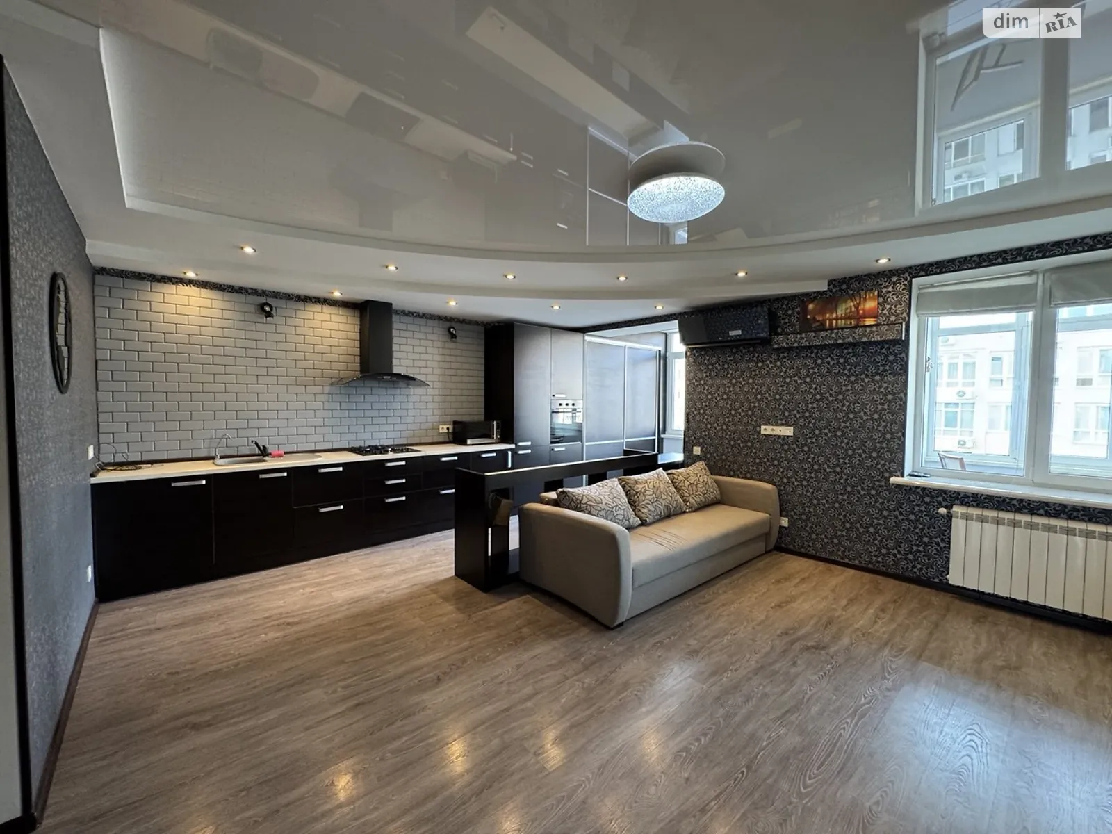 Сдается в аренду 2-комнатная квартира 85 кв. м в Одессе, ул. Зоопарковая, 12 - фото 1