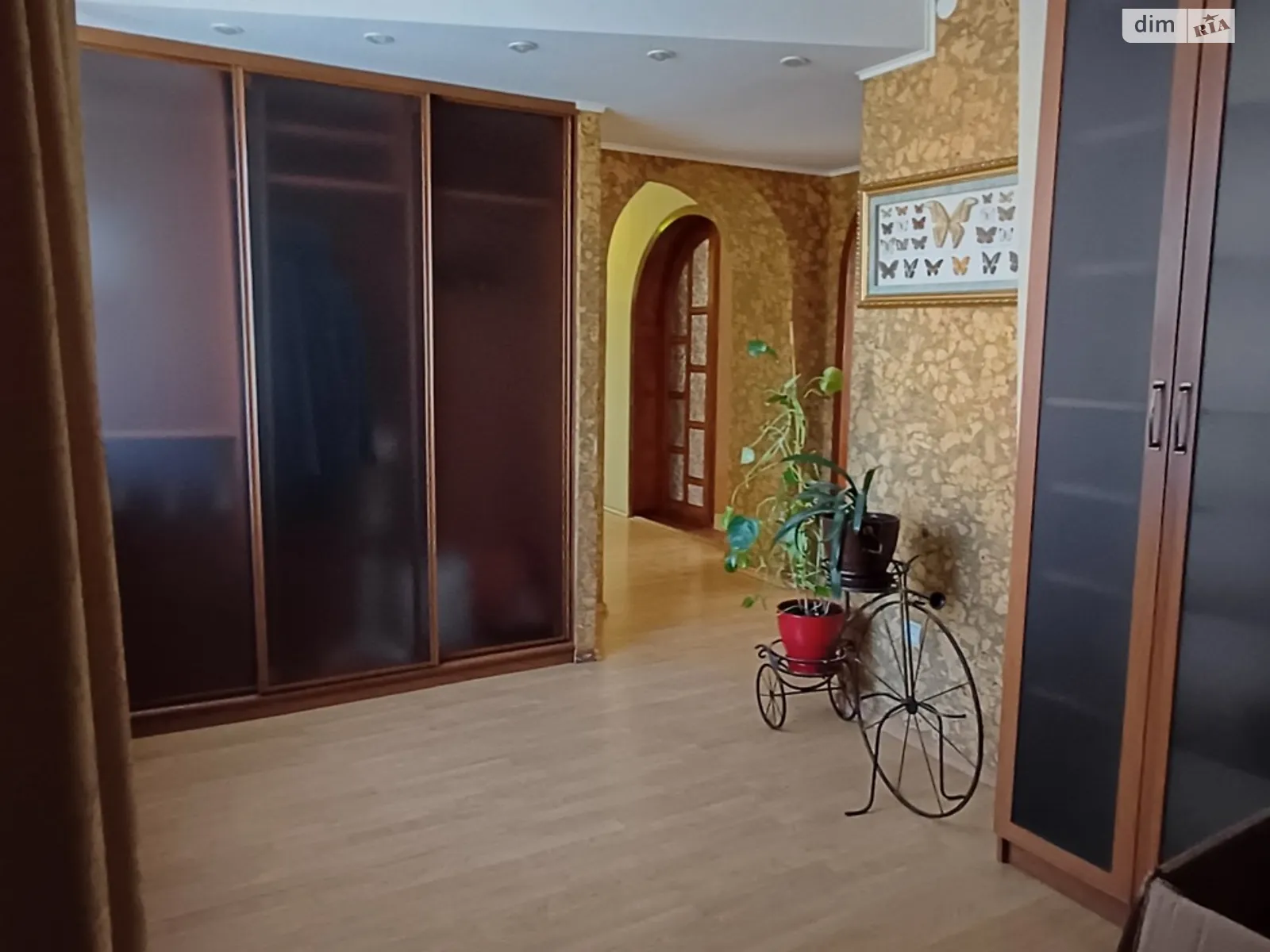 Продается 3-комнатная квартира 200 кв. м в Виннице, Барское шоссе - фото 1