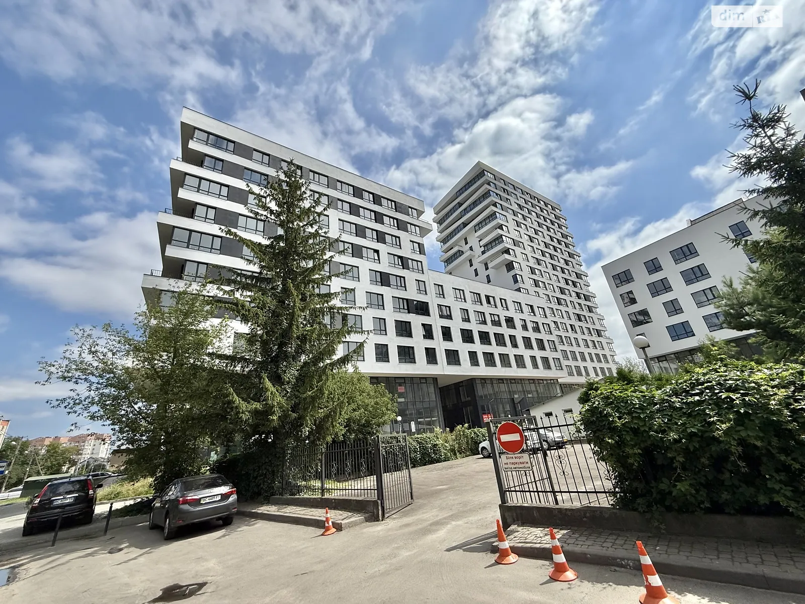 Продается 3-комнатная квартира 102 кв. м в Львове, ул. Линкольна Авраама - фото 1