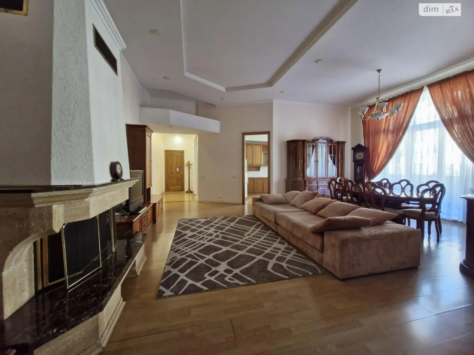 Сдается в аренду 3-комнатная квартира 120 кв. м в Киеве, ул. Евгения Чикаленко(Пушкинская) - фото 1