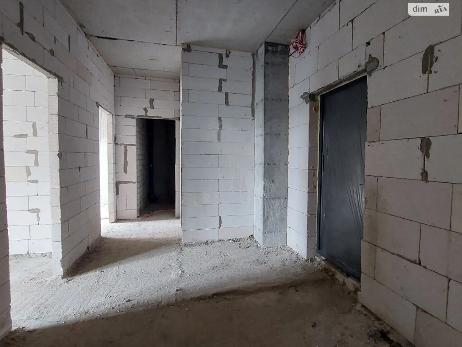 Продается 2-комнатная квартира 73 кв. м в Харькове, ул. Сухумская, 22 - фото 1