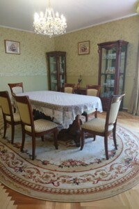 Продаж будинку, Львівська, Лисиничі, вулиця 16-го Липня, буд. 4