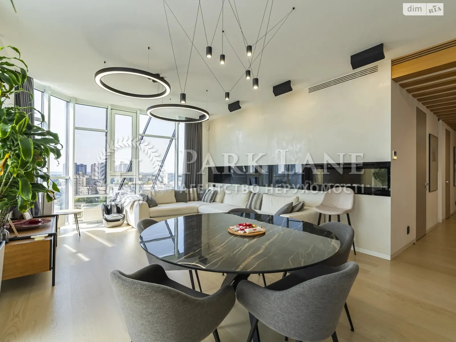 Продается 4-комнатная квартира 184.8 кв. м в Киеве, ул. Авиаконструктора Антонова, 2Б - фото 1