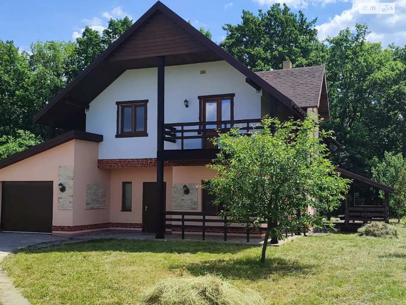 Продается дом на 2 этажа 180.5 кв. м с участком, цена: 180000 $ - фото 1