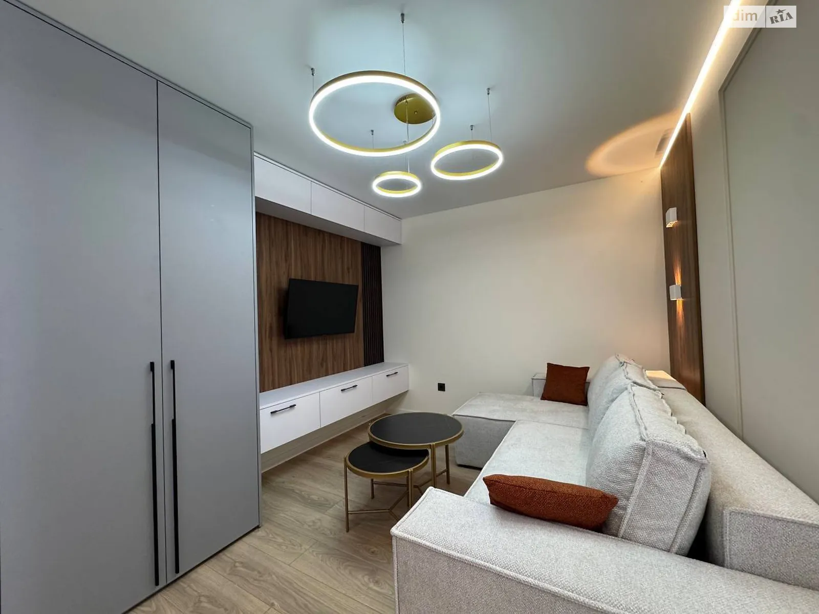 1-комнатная квартира 49 кв. м в Тернополе, пер. Генерала Мирона Тарнавского - фото 1