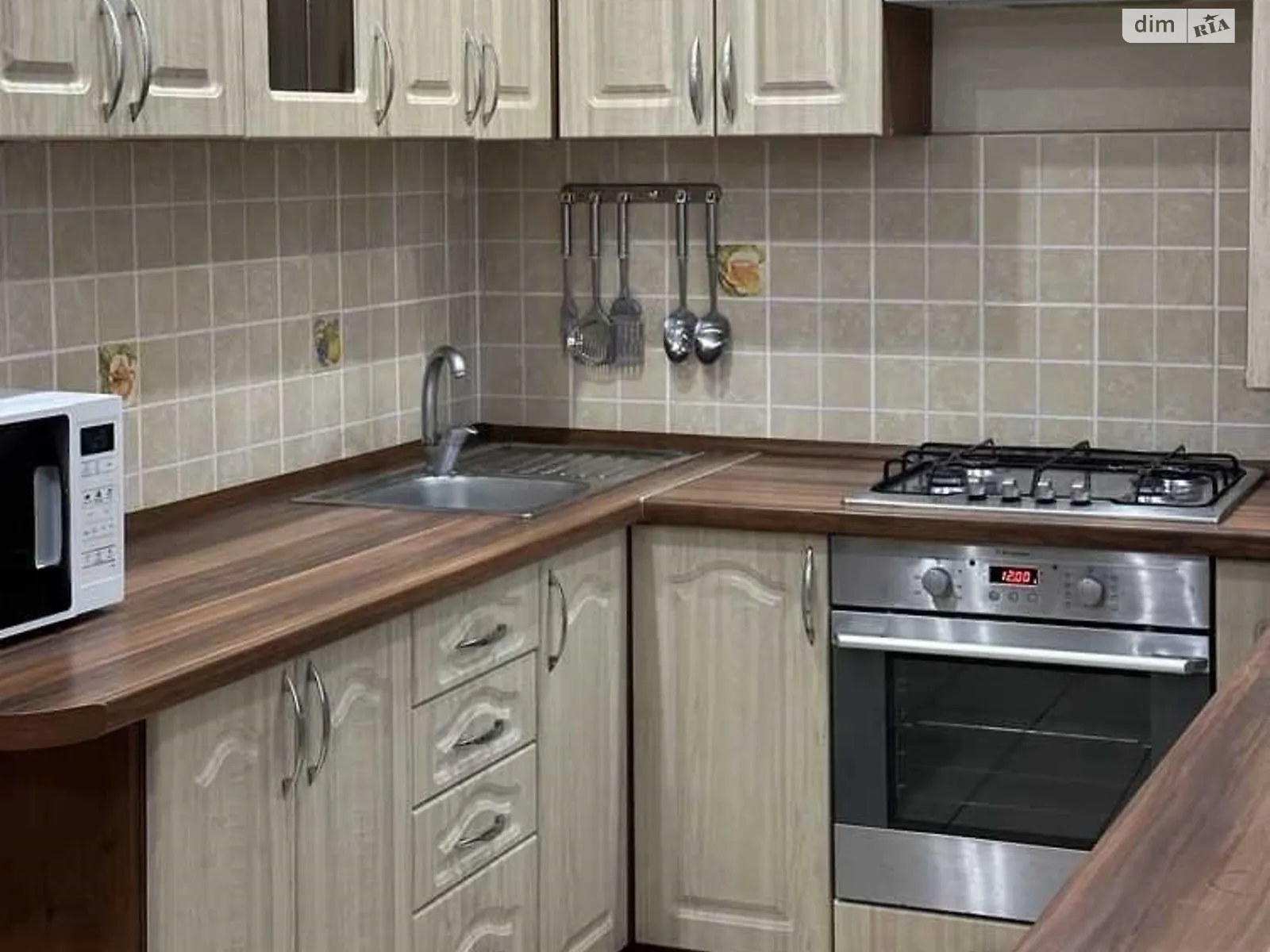 Продается 3-комнатная квартира 61.9 кв. м в Супруновке, ул. Соборная(Ленина) - фото 1