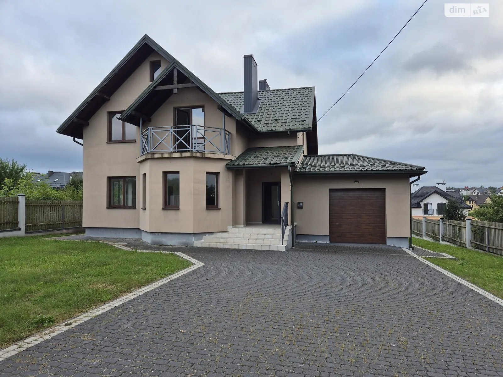 Продается дом на 2 этажа 177.4 кв. м с террасой, цена: 200000 $ - фото 1