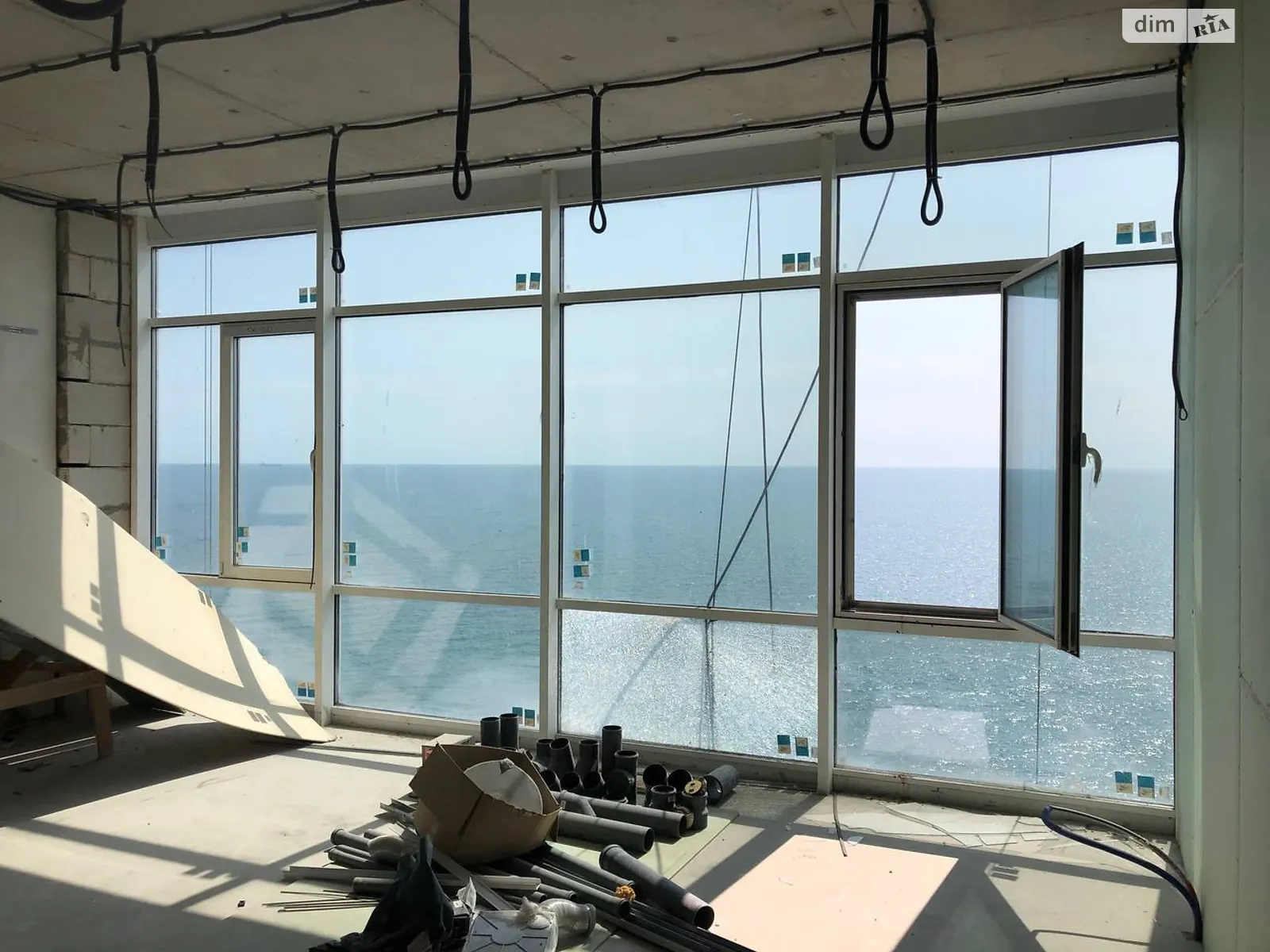 Продается 3-комнатная квартира 182 кв. м в Одессе, пер. Мореходный, 2А - фото 1