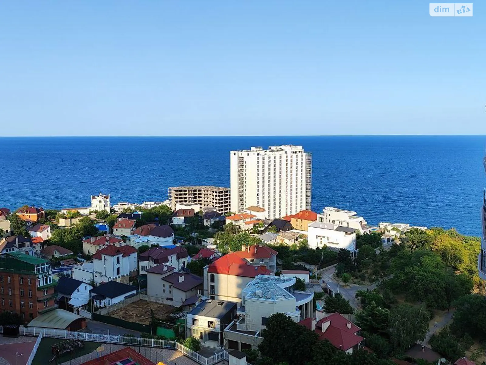 Продается 3-комнатная квартира 147 кв. м в Одессе, ул. Валерия Самофалова, 16А - фото 1