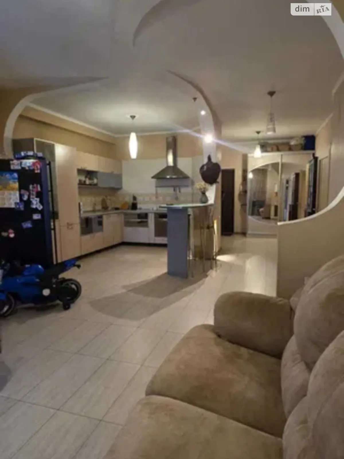 Продается 2-комнатная квартира 84.4 кв. м в Одессе, ул. Тенистая, 9/12 - фото 1