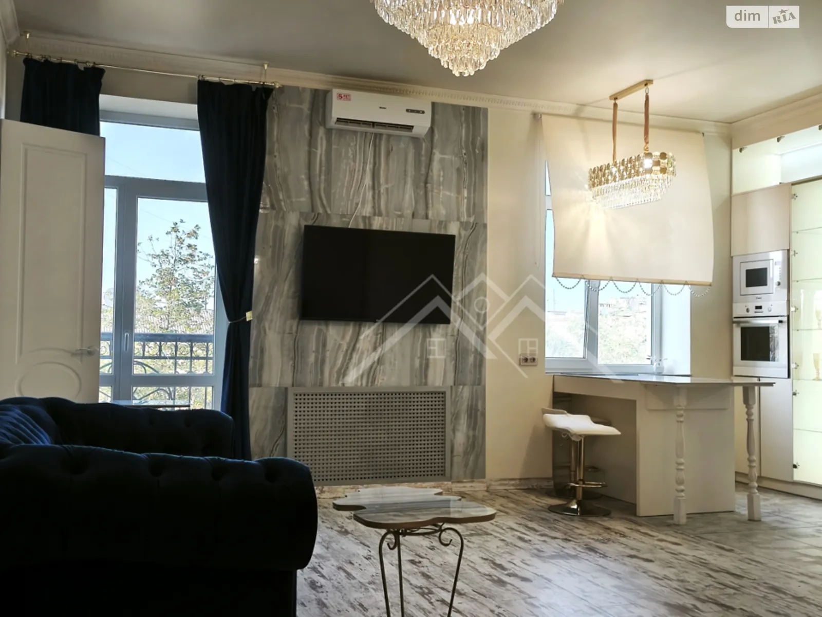 Продается 3-комнатная квартира 59 кв. м в Кривом Роге, ул. Свято-Николаевская(Ленина), 36 - фото 1