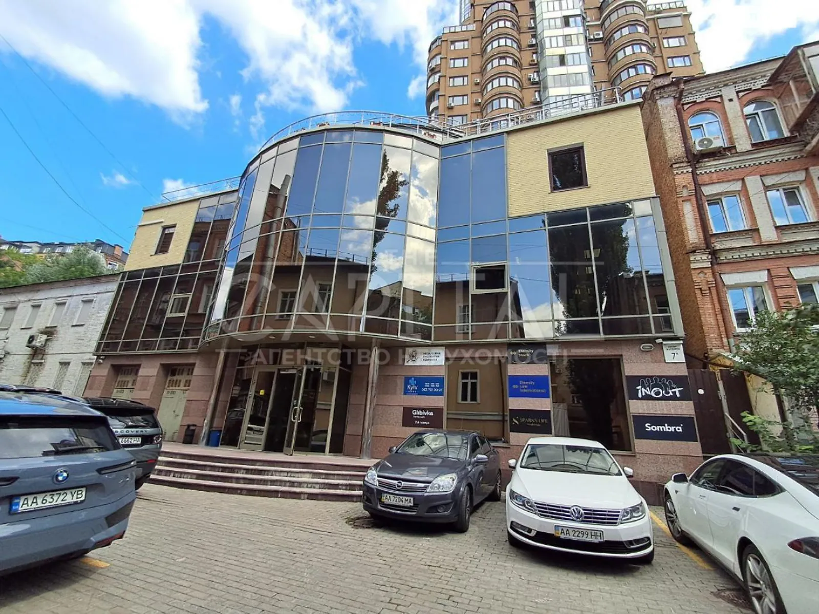 Сдается в аренду офис 440 кв. м в бизнес-центре, цена: 3960 $ - фото 1
