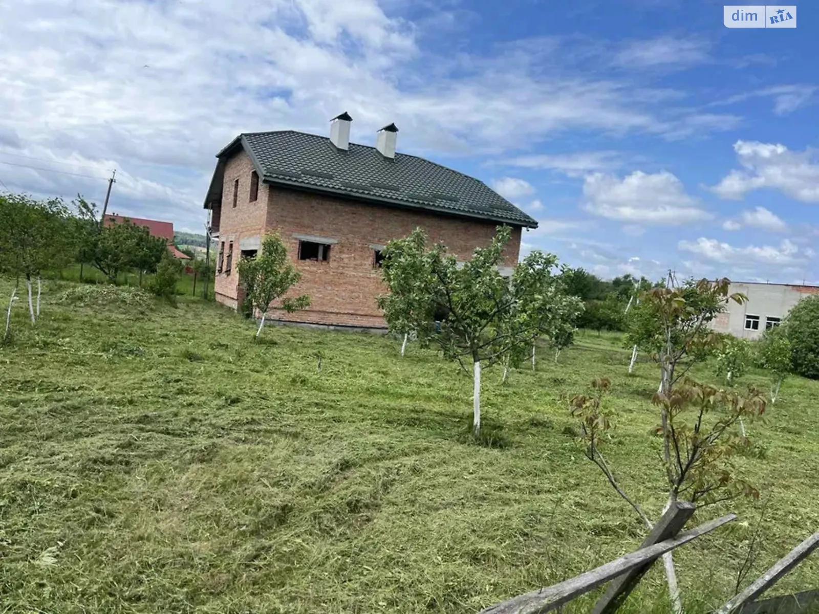 Продается дом на 2 этажа 180 кв. м с мансардой, цена: 60000 $ - фото 1