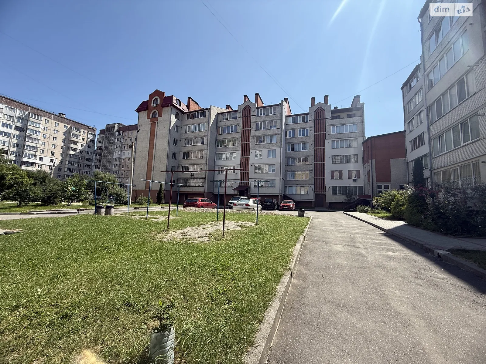 2-комнатная квартира 63 кв. м в Тернополе, бул. Вишневецкого Дмитрия - фото 1