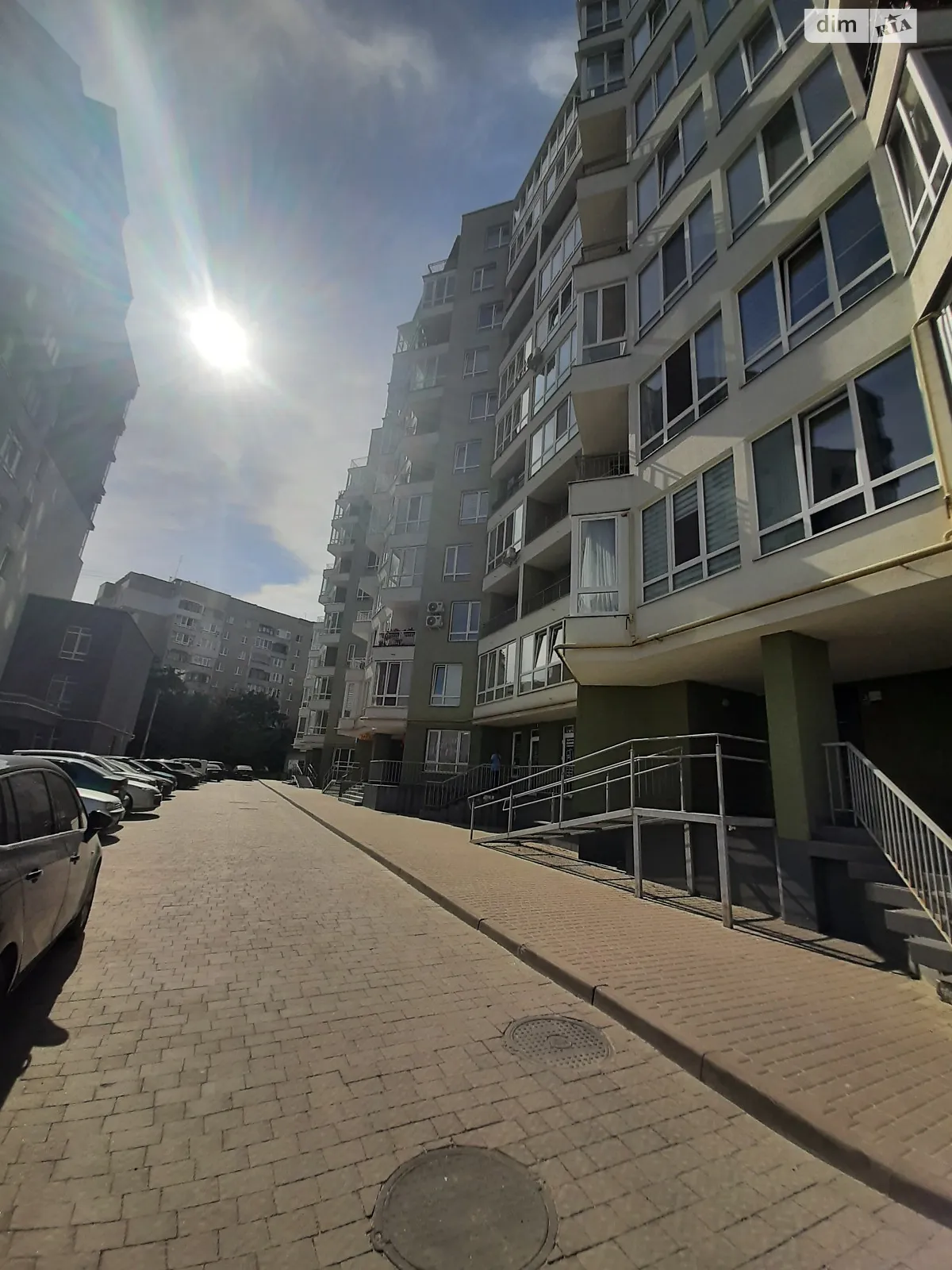 Продается 1-комнатная квартира 47.6 кв. м в Львове, ул. Антонича, 7 - фото 1