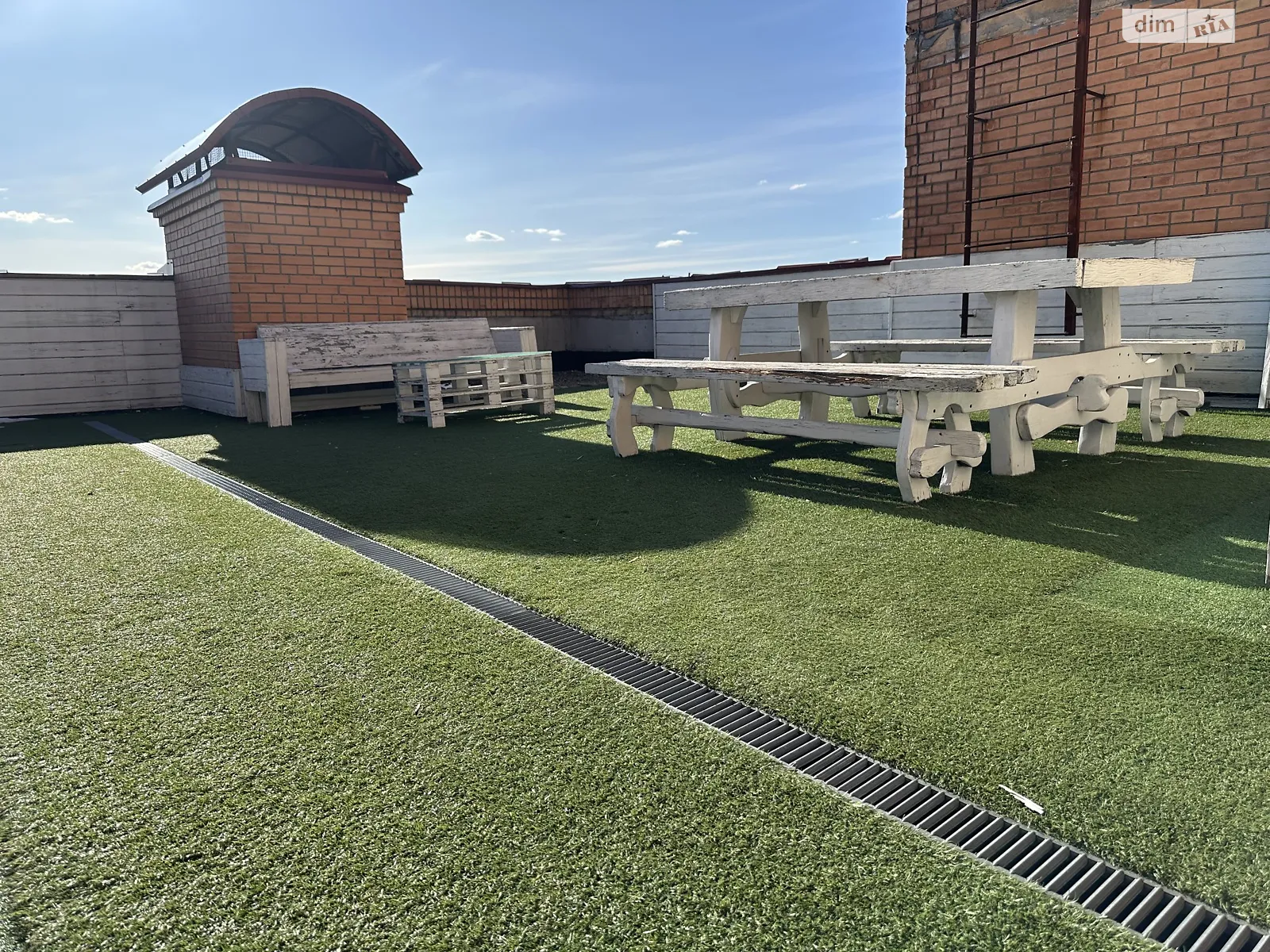 Сдается в аренду офис 264.9 кв. м в бизнес-центре, цена: 1950 € - фото 1