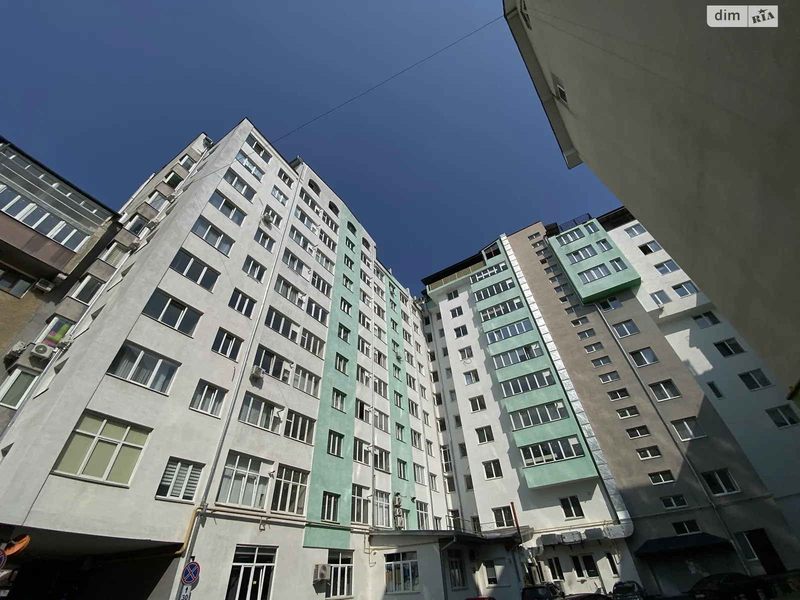 Продается 2-комнатная квартира 77.1 кв. м в Ивано-Франковске, ул. Бельведерська, 23 - фото 1