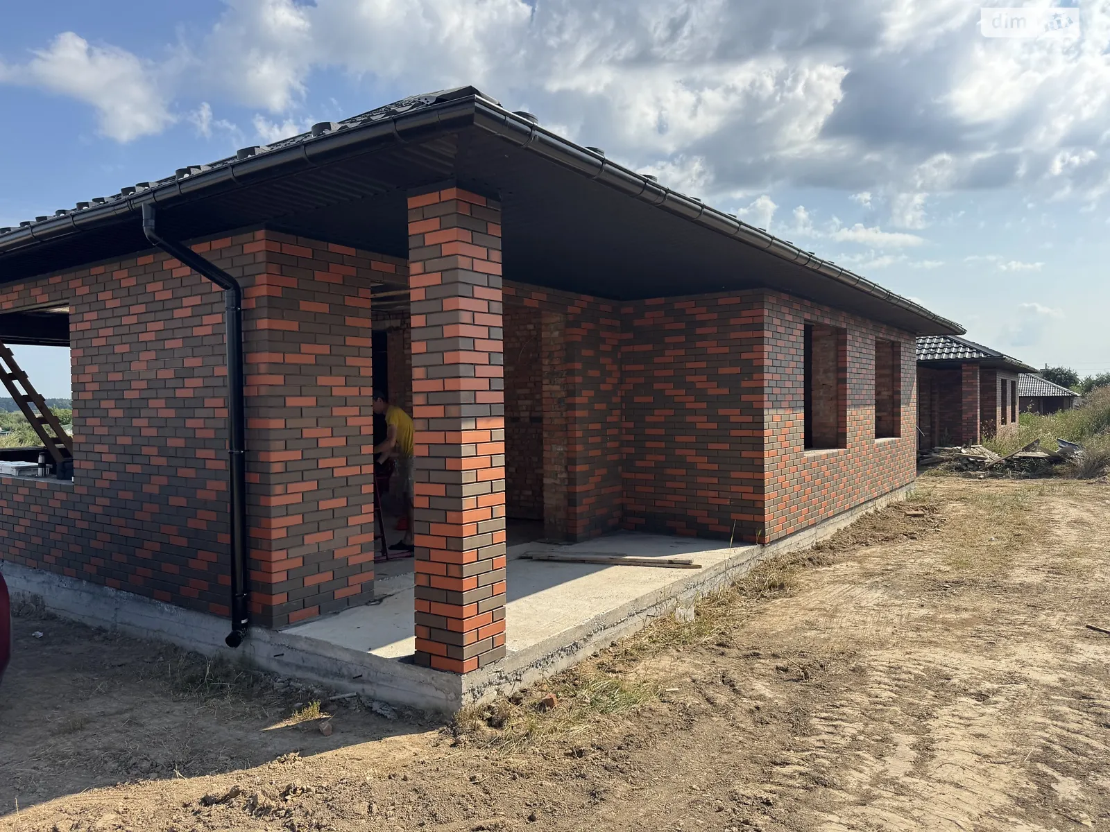 Продается одноэтажный дом 95 кв. м с участком, цена: 75000 $ - фото 1