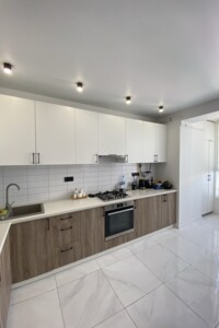 Продажа квартиры, Львов, р‑н. Кайзервальд, Хмельницкого Богдана улица, дом 230А