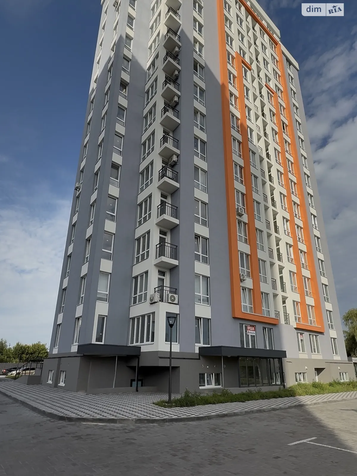 Продается помещения свободного назначения 97.4 кв. м в 16-этажном здании, цена: 150000 $ - фото 1