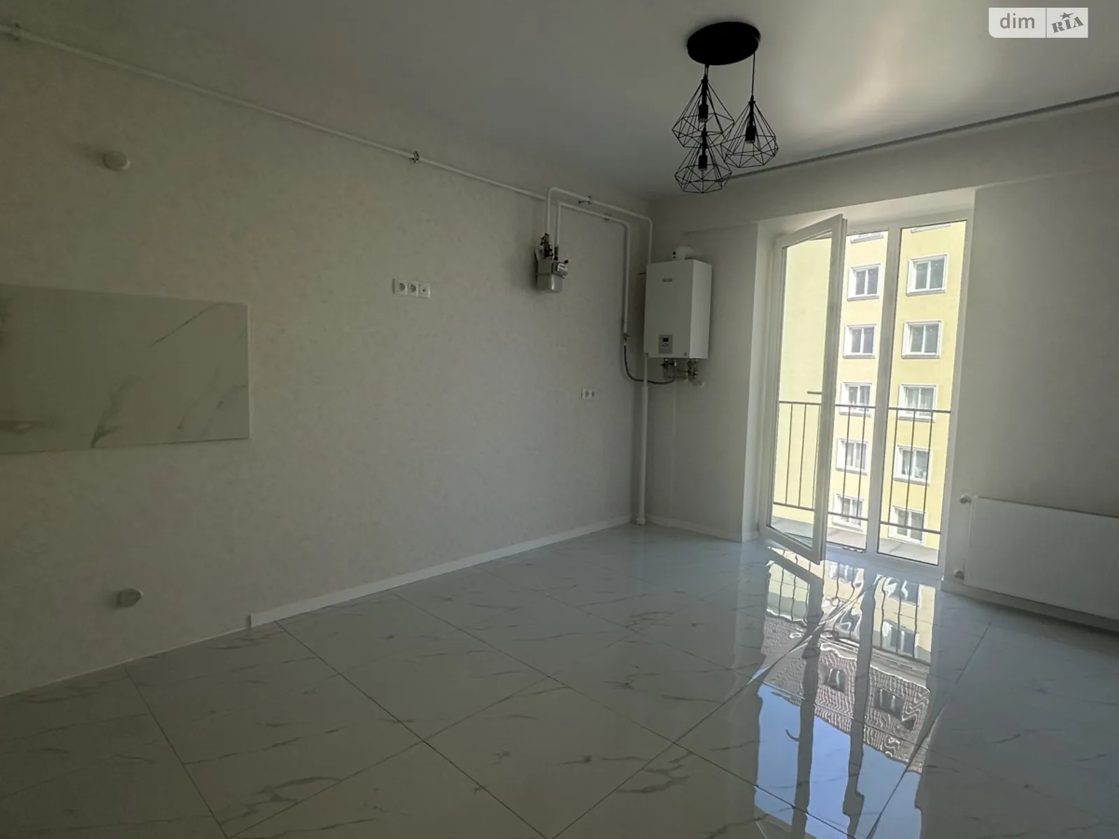 Продается 1-комнатная квартира 33 кв. м в Одессе, ул. Инглези - фото 1