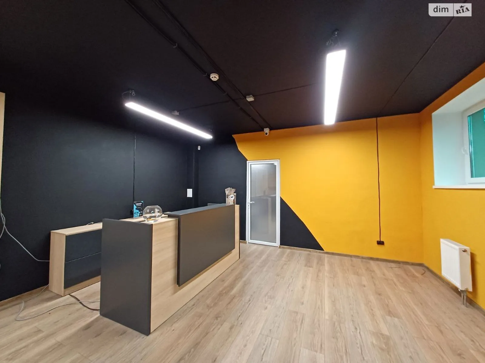 Сдается в аренду помещения свободного назначения 80 кв. м в 15-этажном здании, цена: 45000 грн - фото 1