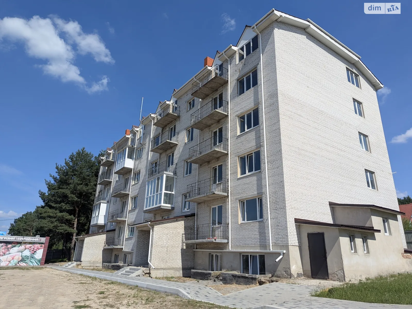 Продается 3-комнатная квартира 82.4 кв. м в Юровке, ул. Тараса Шевченко, 3Б - фото 1