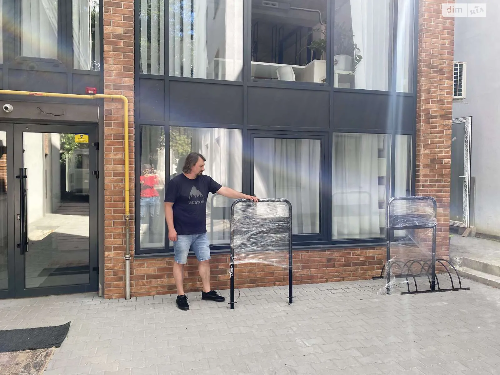 Сдается в аренду офис 210 кв. м в бизнес-центре, цена: 2520 $ - фото 1