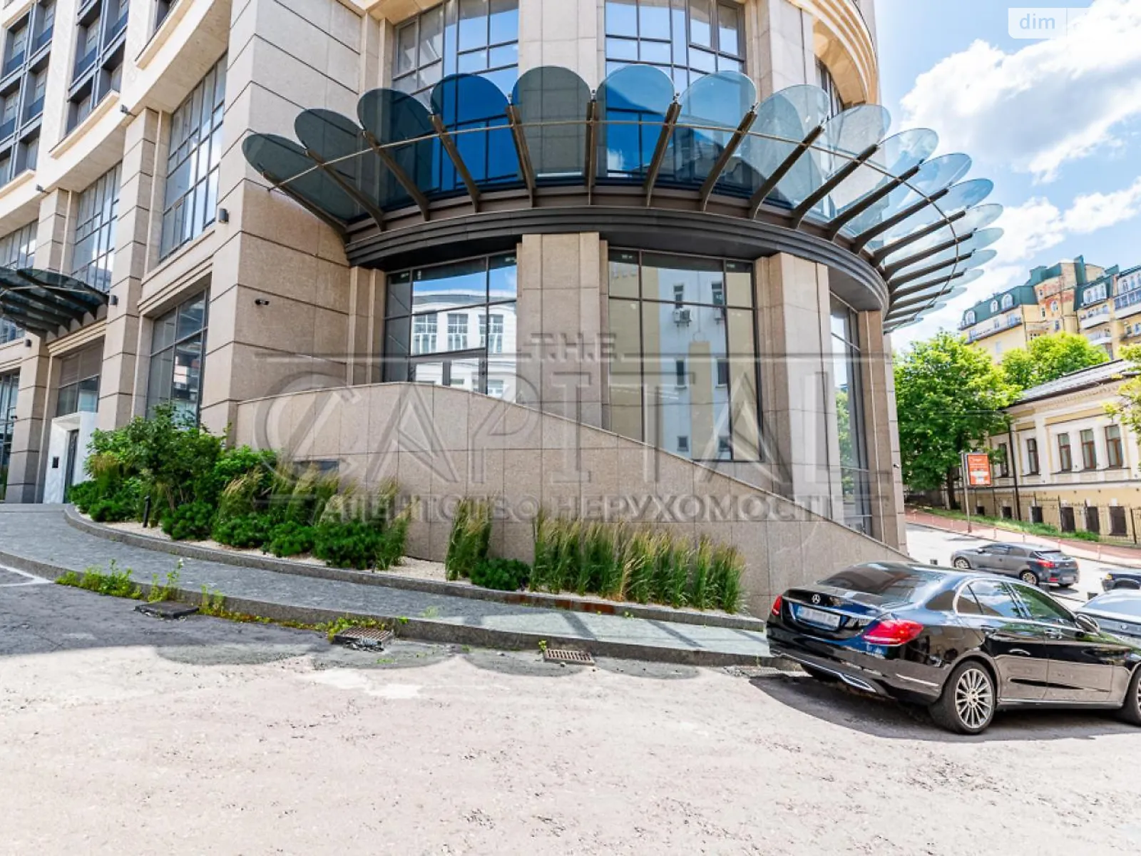 Здається в оренду приміщення вільного призначення 312.6 кв. м в 14-поверховій будівлі, цена: 10000 $ - фото 1