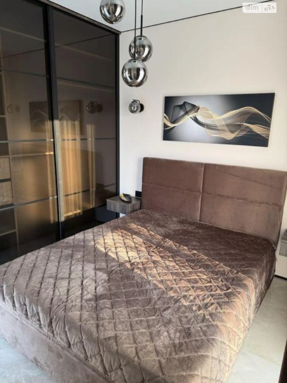 Продается 1-комнатная квартира 30 кв. м в Киеве, ул. Михаила Максимовича, 28Е - фото 1