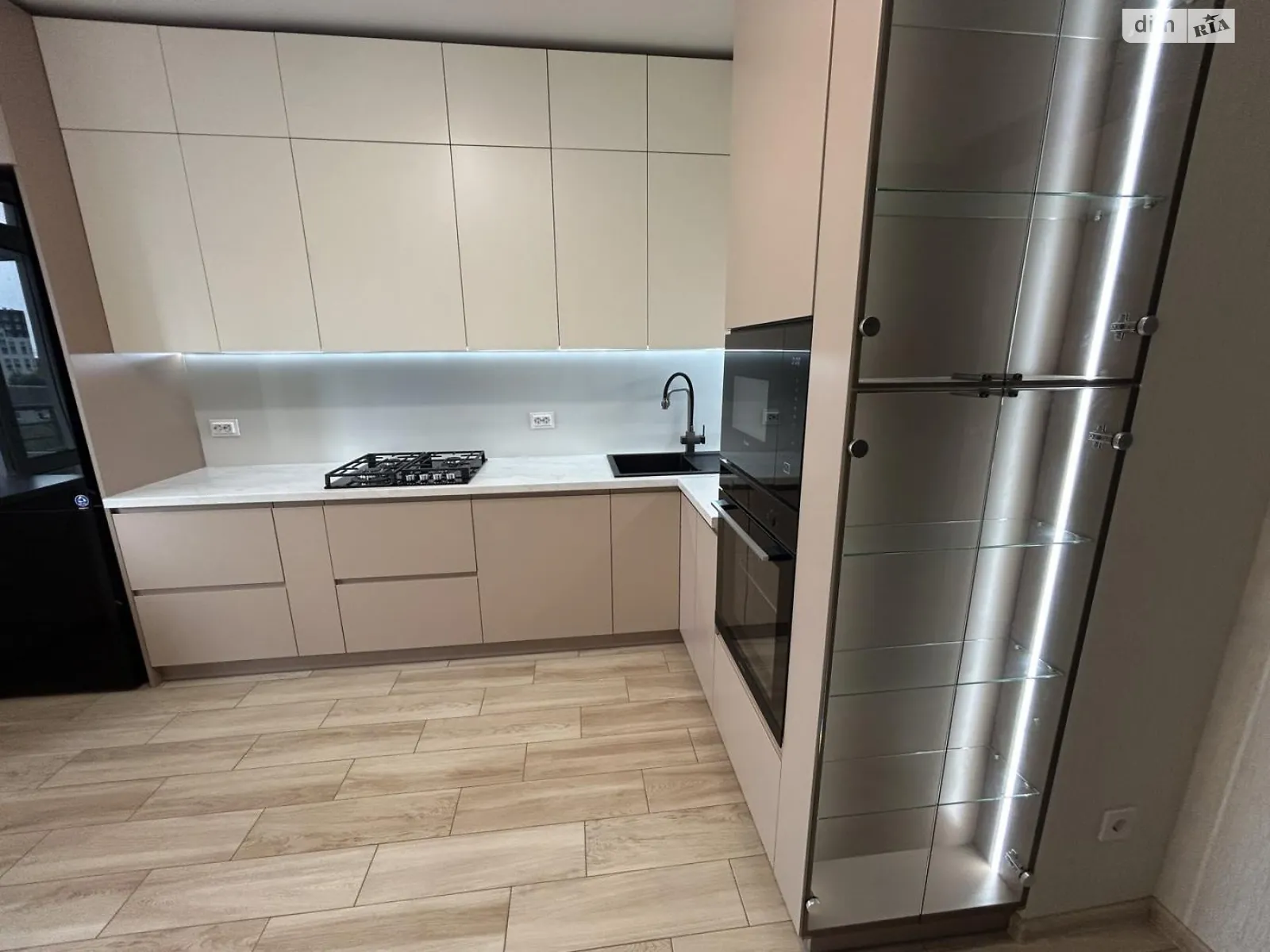 Сдается в аренду 2-комнатная квартира 70 кв. м в Львове, ул. Стрыйская, 115Г - фото 1