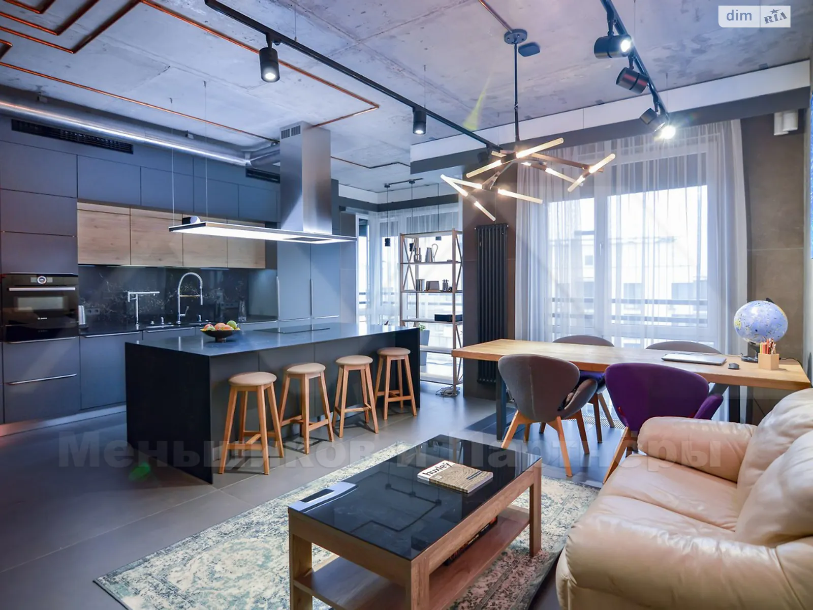 Продается 5-комнатная квартира 223 кв. м в Киеве, ул. Анатолия Петрицкого, 19 - фото 1