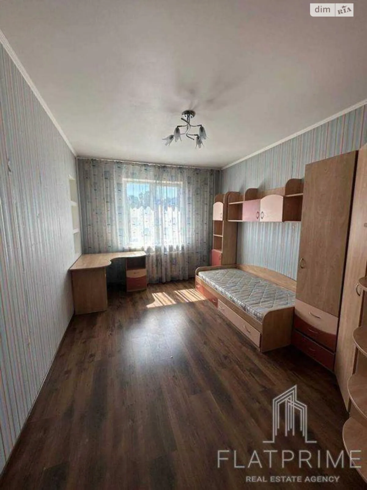 Продається 1-кімнатна квартира 45.4 кв. м у Києві, вул. Здолбунівська, 9А - фото 1