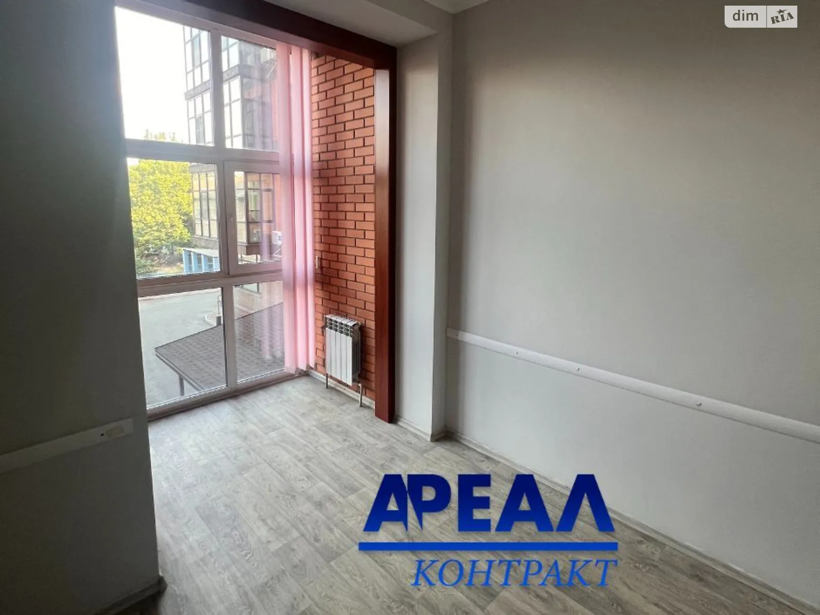 3-комнатная квартира 80.1 кв. м в Запорожье, просп. Металлургов, 8А - фото 1