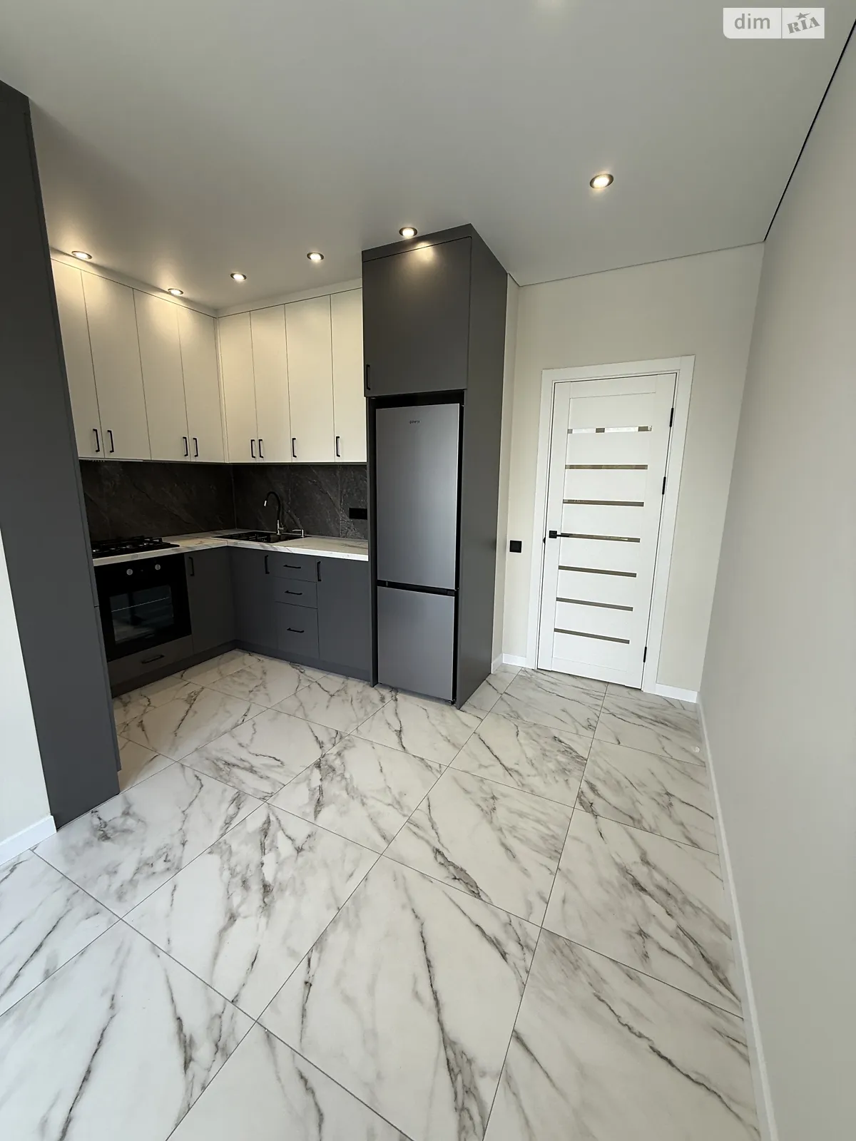 Продается 1-комнатная квартира 37 кв. м в Ирпене, ул. Соборная(ІІІ Интернационала), 2К - фото 1