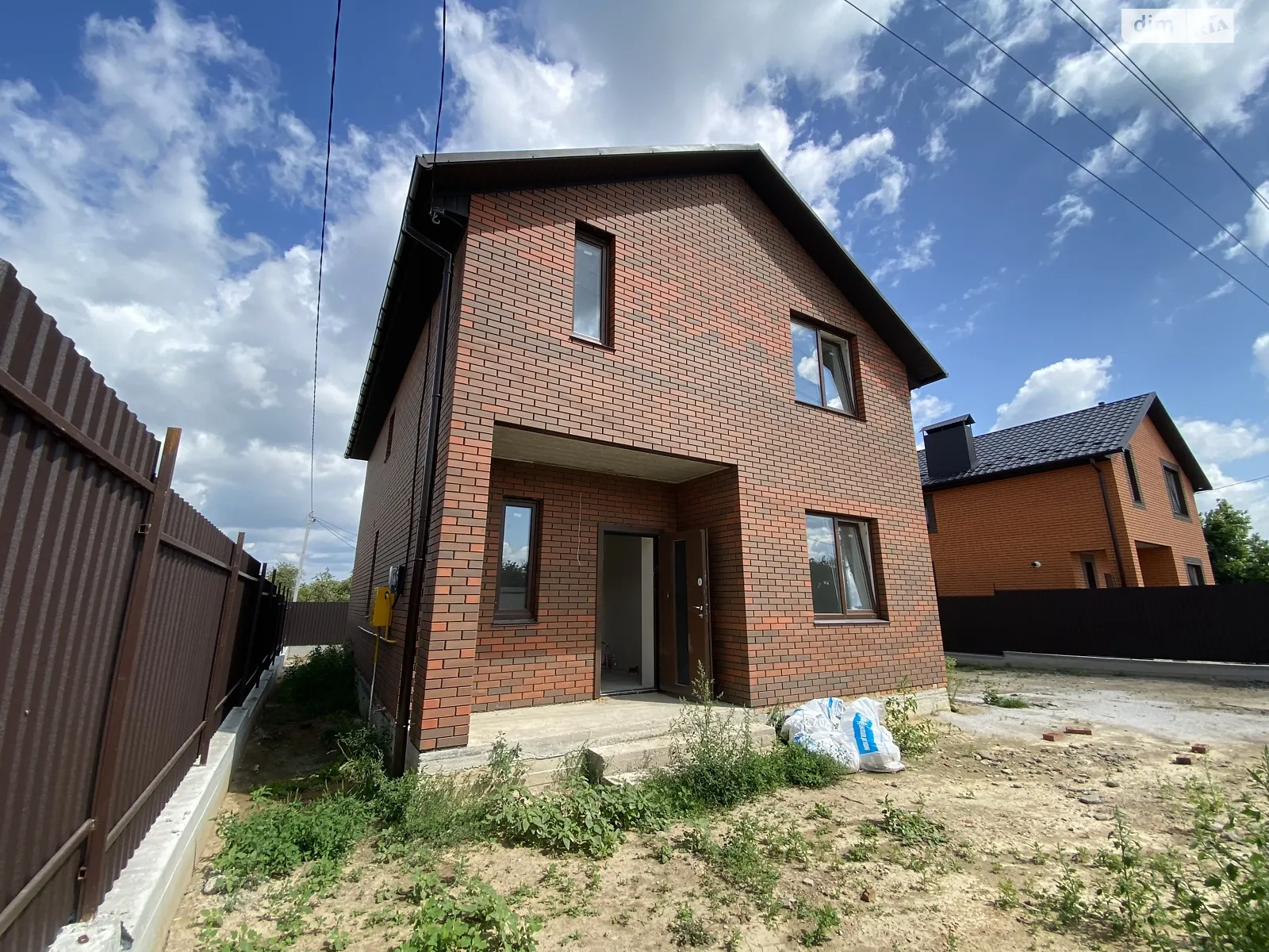 Продается дом на 2 этажа 128 кв. м с беседкой, цена: 92000 $ - фото 1