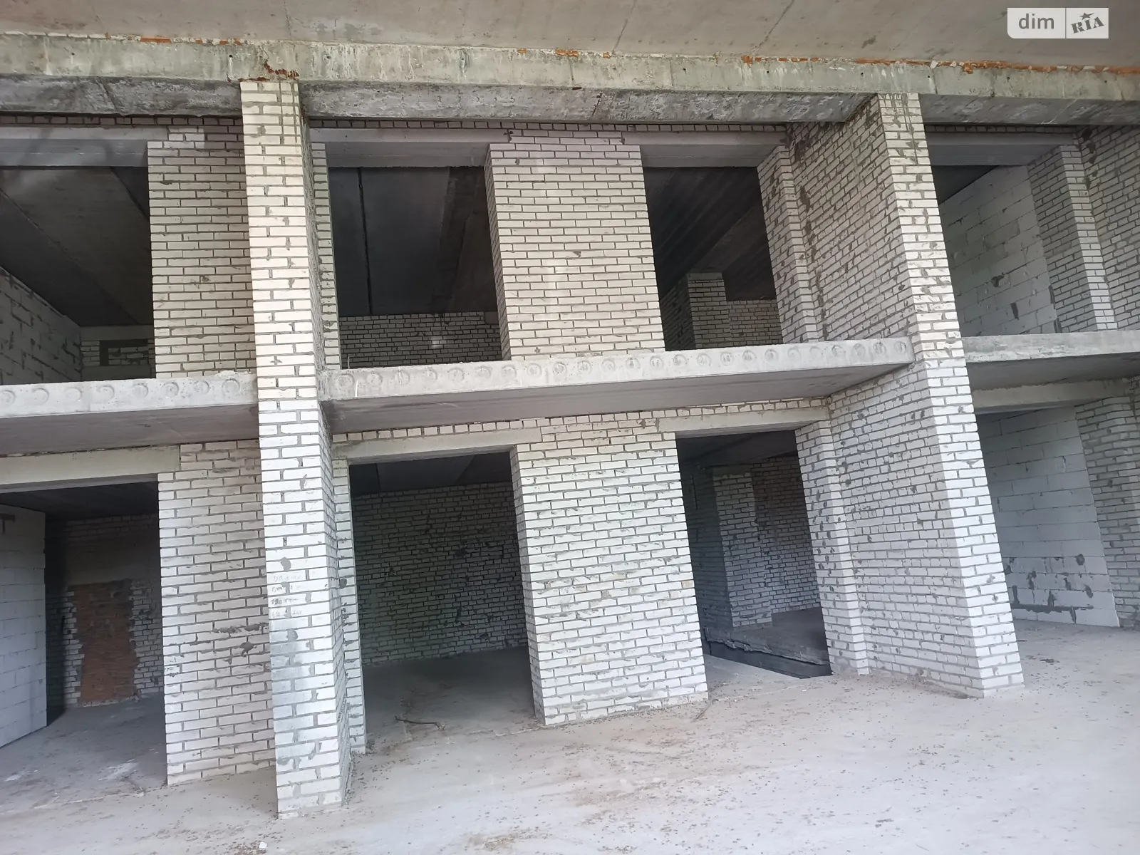 Здається в оренду приміщення вільного призначення 250 кв. м в 1-поверховій будівлі, цена: 2000 $ - фото 1